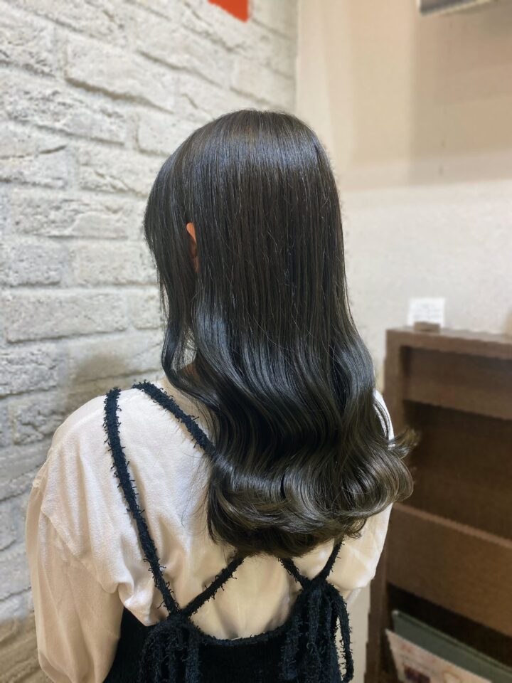 【異動のご挨拶】ルージュミュー勤務スタート｜透明感カラーが得意な美容師つぼいさえの画像