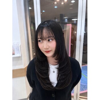 ワンカールで可愛い韓国風レイヤー｜簡単スタイリングで垢抜けロングヘアの画像